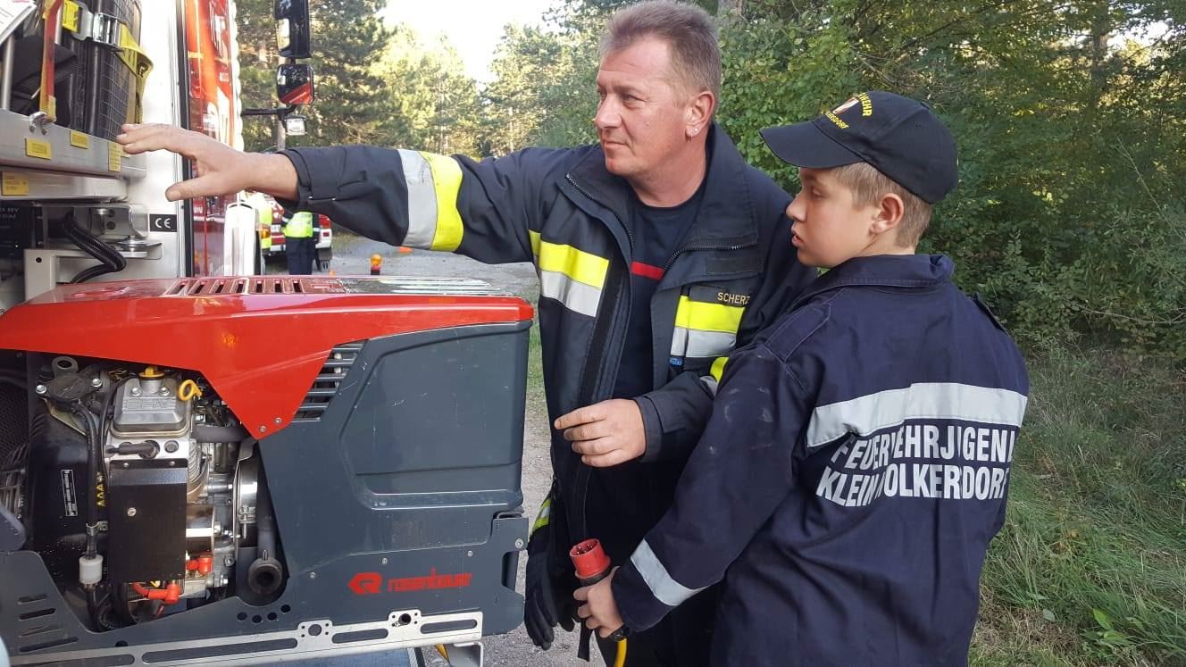 Übung bei der Feuerwehrjugend