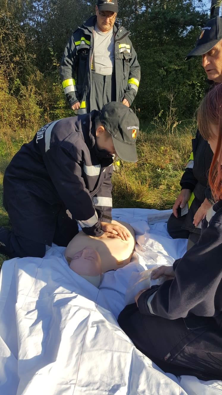 Übung bei der Feuerwehrjugend