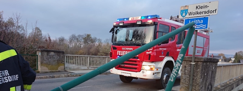 Verkehrsunfall Leithabrücke